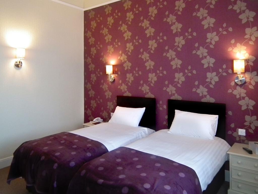 The North Euston Hotel Флийтуд Екстериор снимка