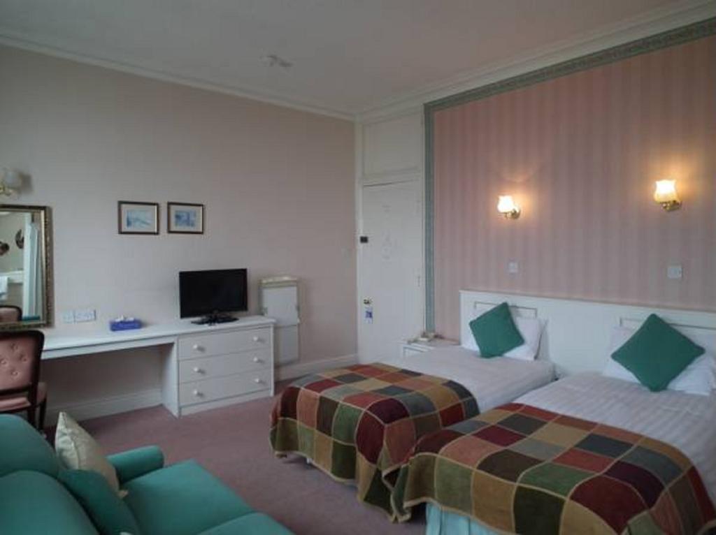 The North Euston Hotel Флийтуд Екстериор снимка